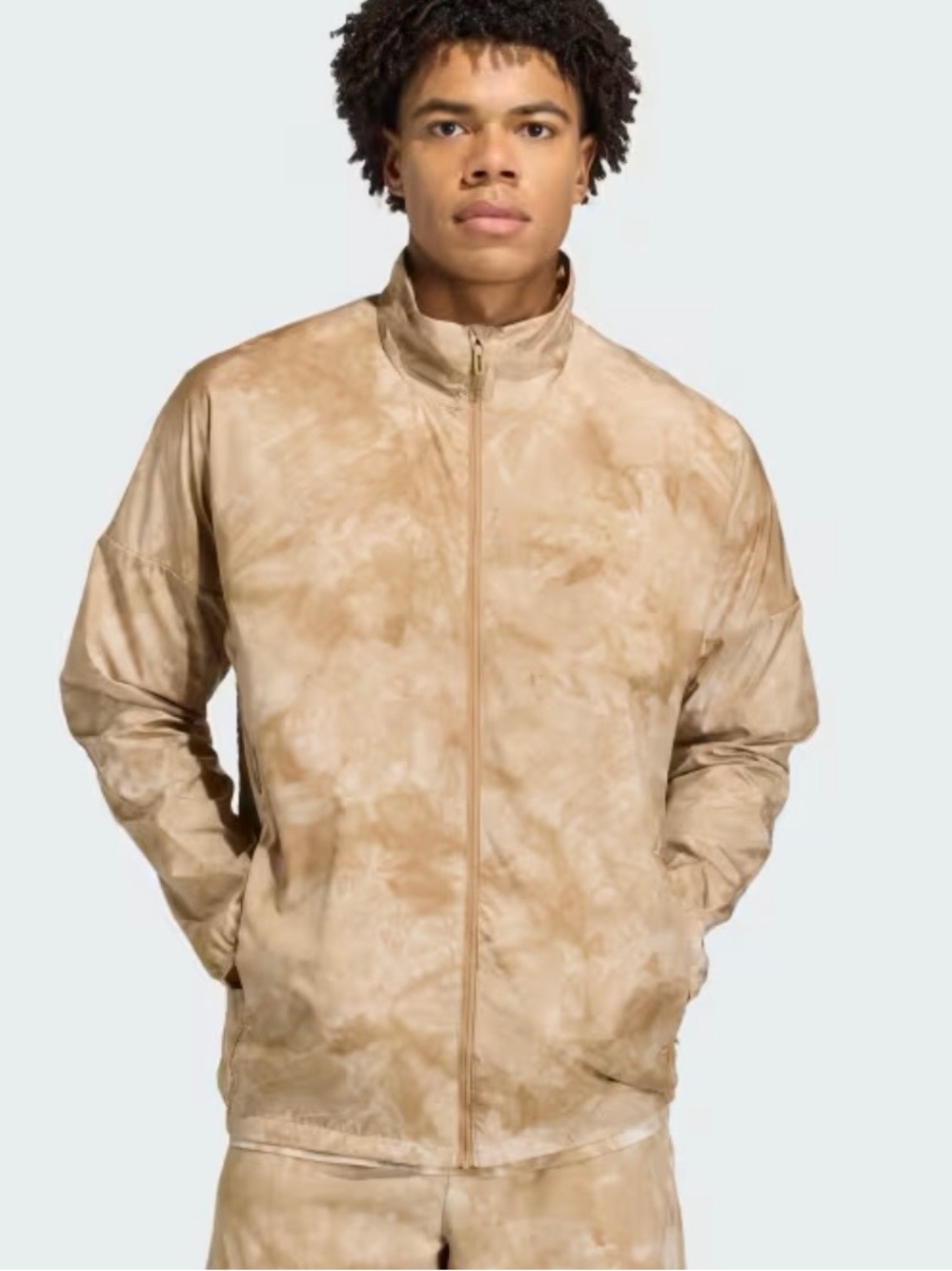 Beige Terrex Multi Spray Dye CLIMA365
Wind Jacket